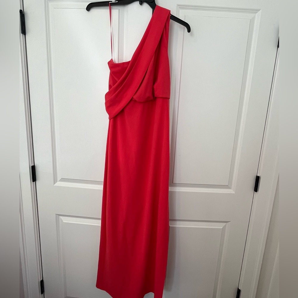 Elegant Red One-Shoulder Dress